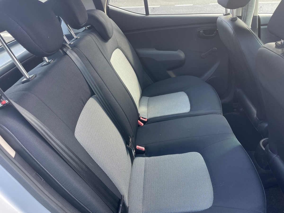 Hyundai i10 1.1 66 PACK