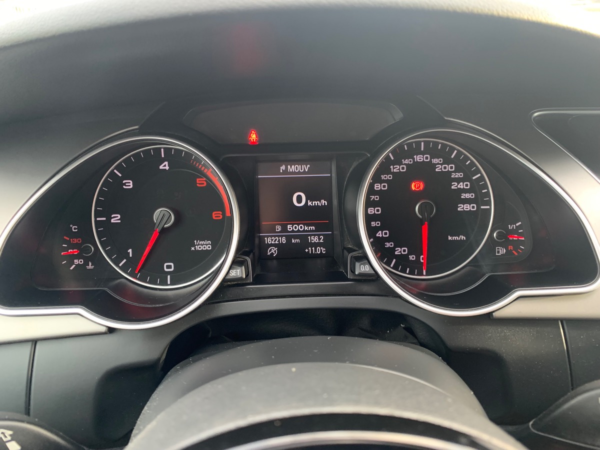 Audi A5 204 ch | S-LINE | Caméra de Recul | Intérieur Cuir | Toit Vitré | Régulateur de Vitesse