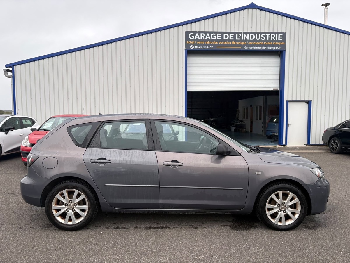 Mazda 3 1.6 mzcd 110cv 1ère main
