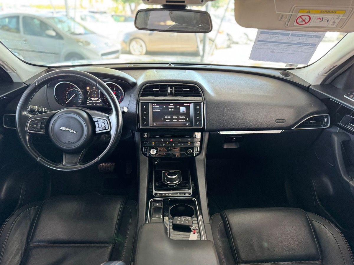 Jaguar F-Pace 2.0d awd 180ch DIESEL SPORT AUTO