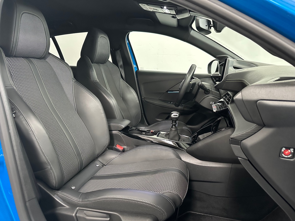 Peugeot 208 II 1.2 100cv S&S GT LINE