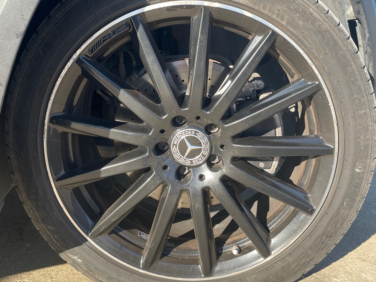 Mercedes Benz GLA 200 AMG