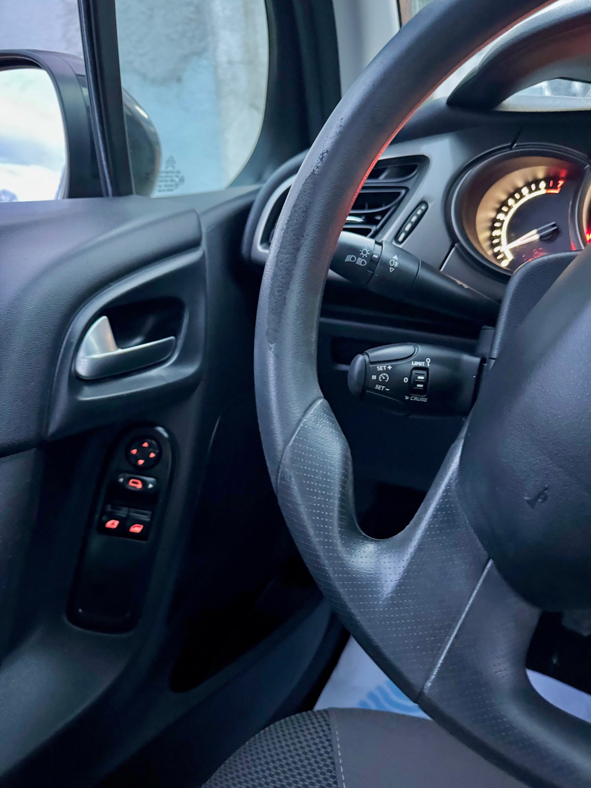 Citroën C3 VTI 70 CV CONFORT PREMIERE MAIN