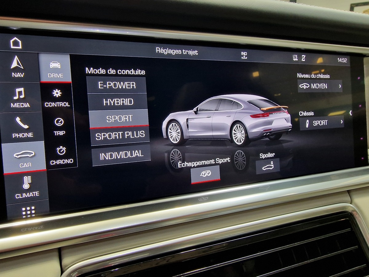 Porsche PANAMERA 4 E-HYBRID 462 OPTIONS++ D
