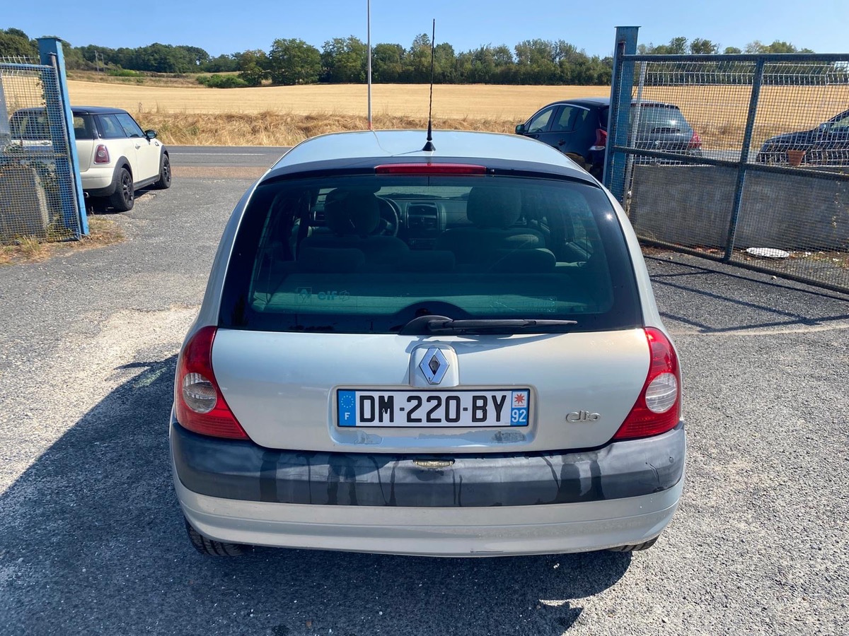 RENAULT Clio II 1.5 dci 65cv luxe privilège 224000km