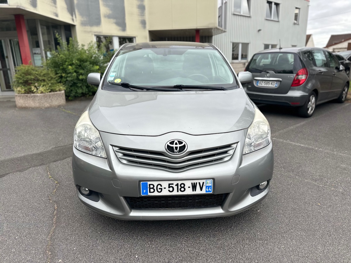 Toyota Verso 126 D-4D 126 CH 7plases en 4X