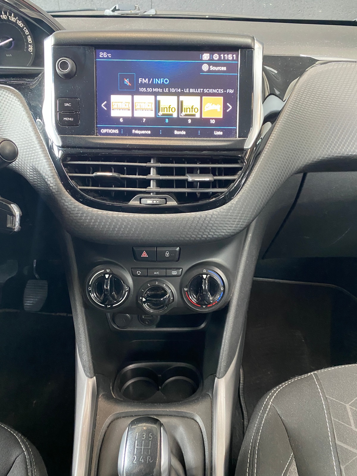 Peugeot 2008 (2) 1.6 BLUEHDI 100 STYLE