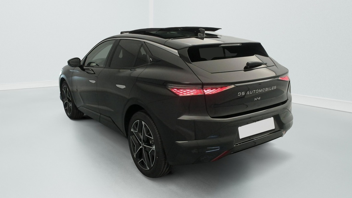 Citroën DS4 145 | Hybride e-DCT6 Etoile | Toit ouvrant | Mirror Screen | PLUSIEURS COLORIS
