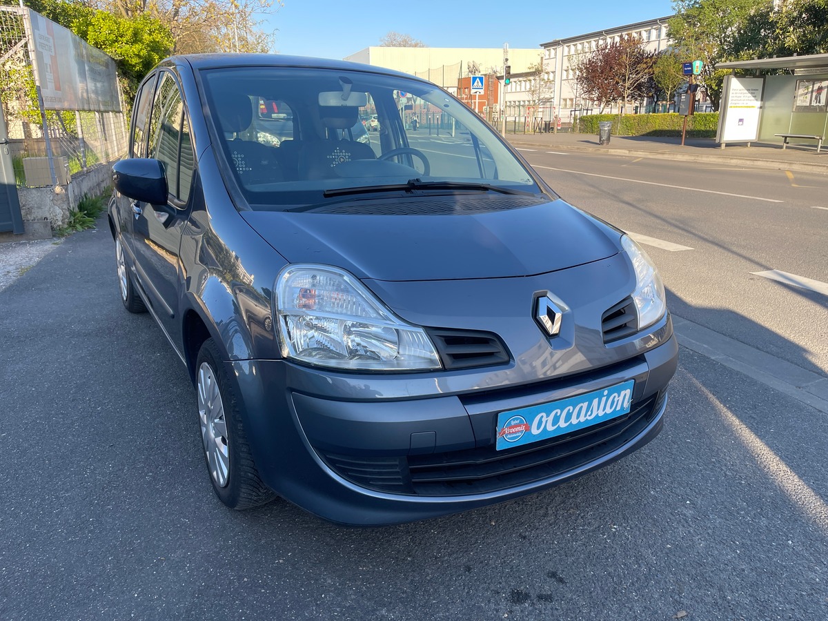 RENAULT Modus 1.2 16V 75 EXPRESSION 5P