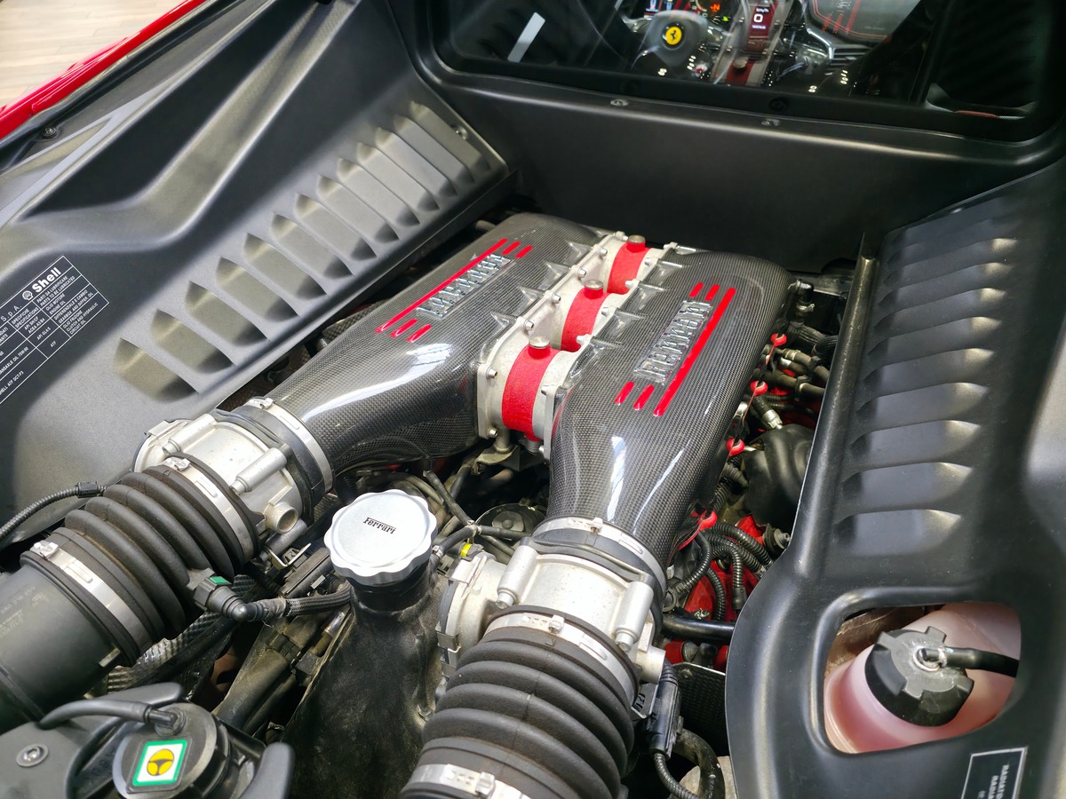 Ferrari 458 SPECIALE 4.5 605 ORIGINE FRANCE // ROSO CORSA /  BANDES NART / HARNAIS A