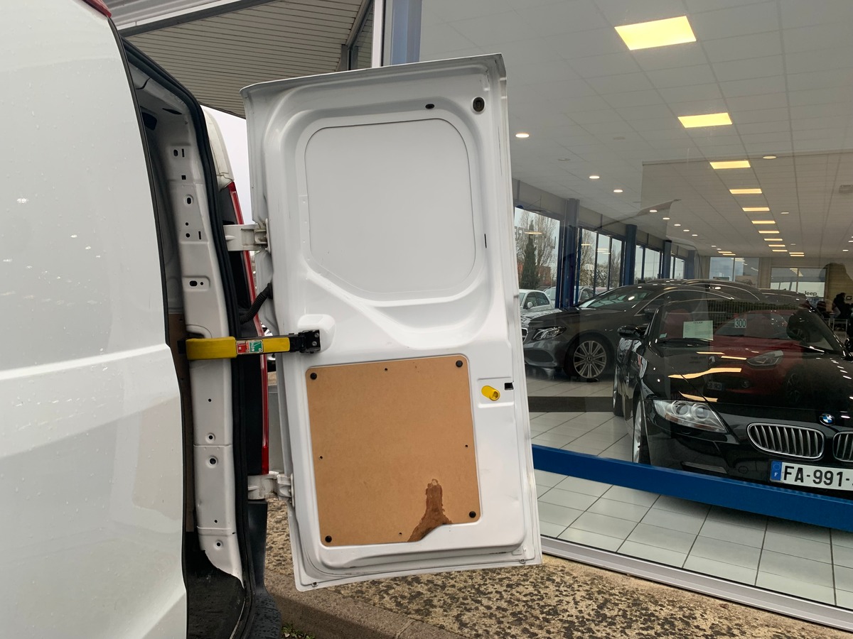 Ford TRANSIT CUSTOM 125 ch | Commandes du système audio au volant | Régulateur/limiteur de vitesse