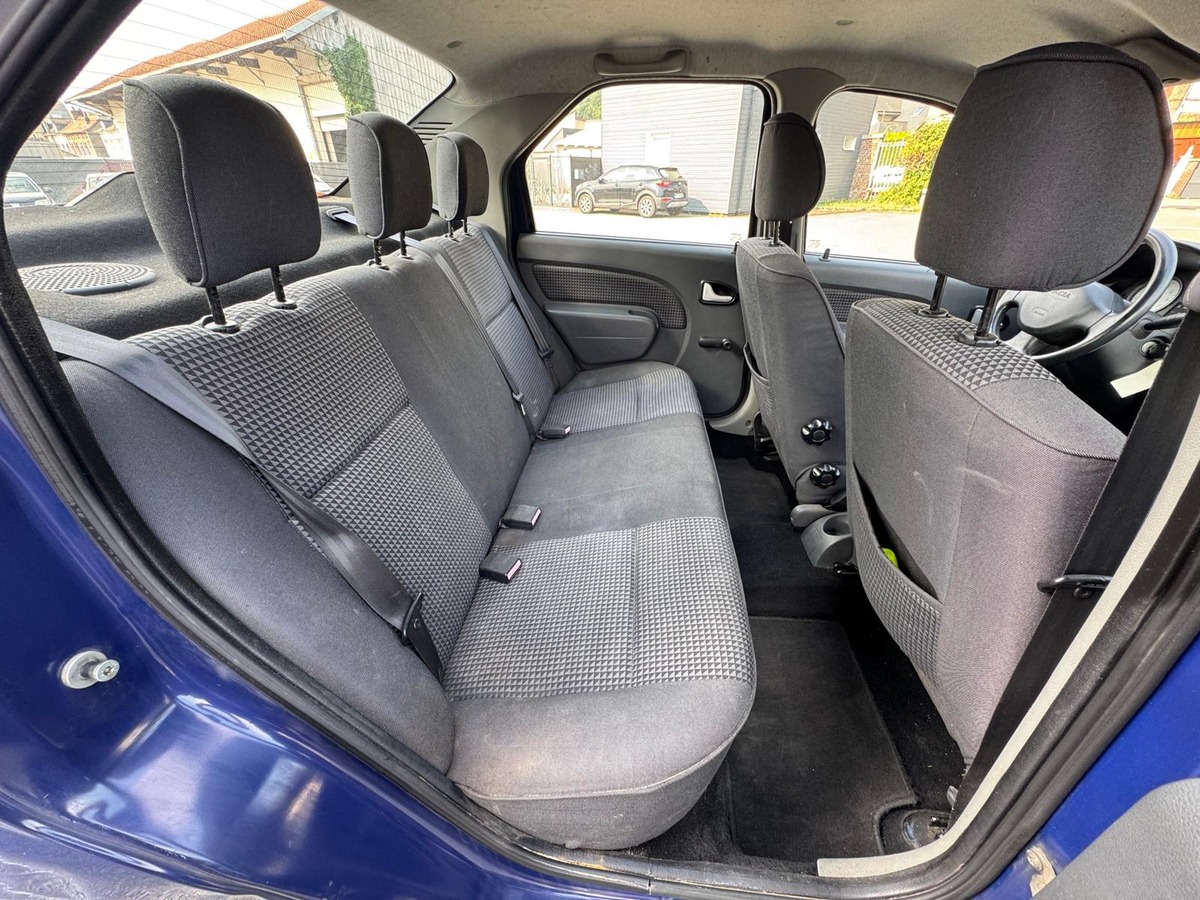 Dacia Logan 1.5 dCi Prestige 85-Attelage-Distribution neuve-Garantie