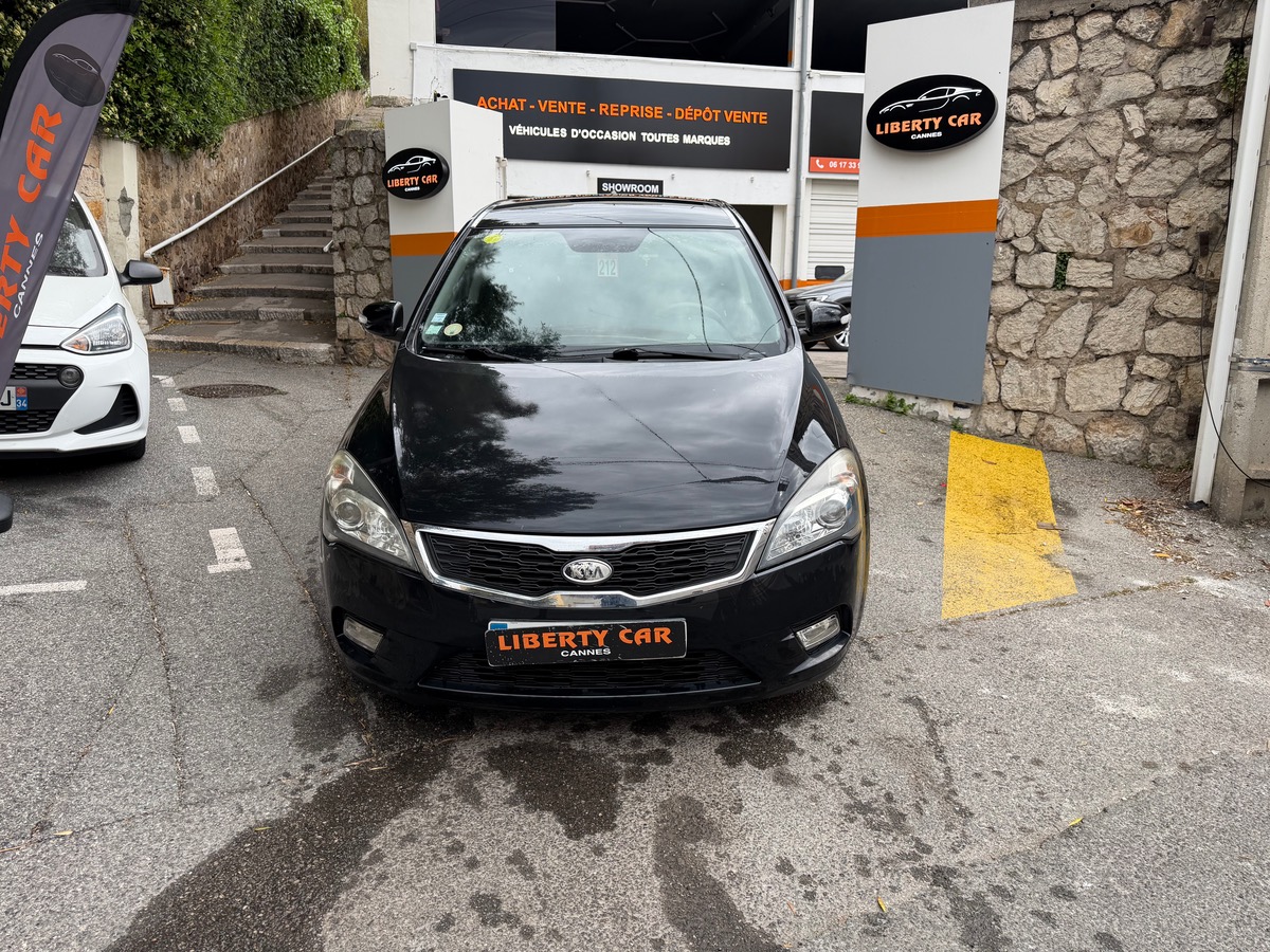 Kia Ceed 1.6 CRDI 115 CV / Clim / Jantes / Phase 2