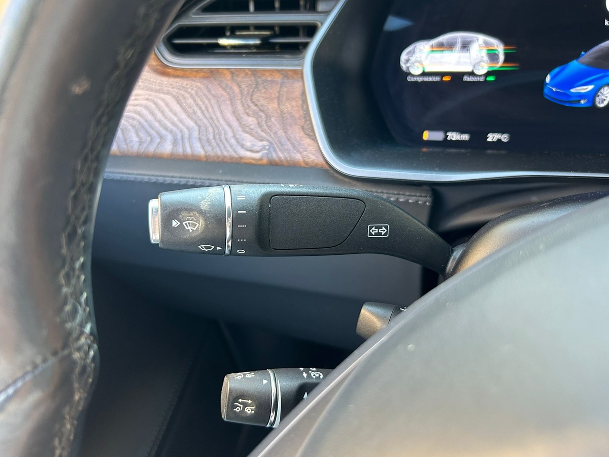 Tesla Model S DUAL MOTORS 612 CH 550 KMS AUTONOMIE FULL OPTIONS