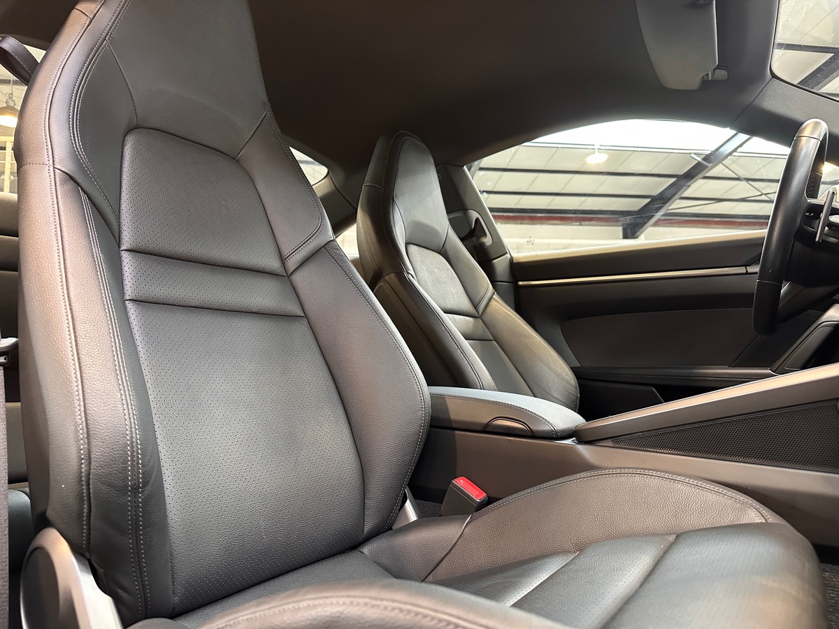 Porsche 911 Type 992 Carrera 3.0 385 ch PDK