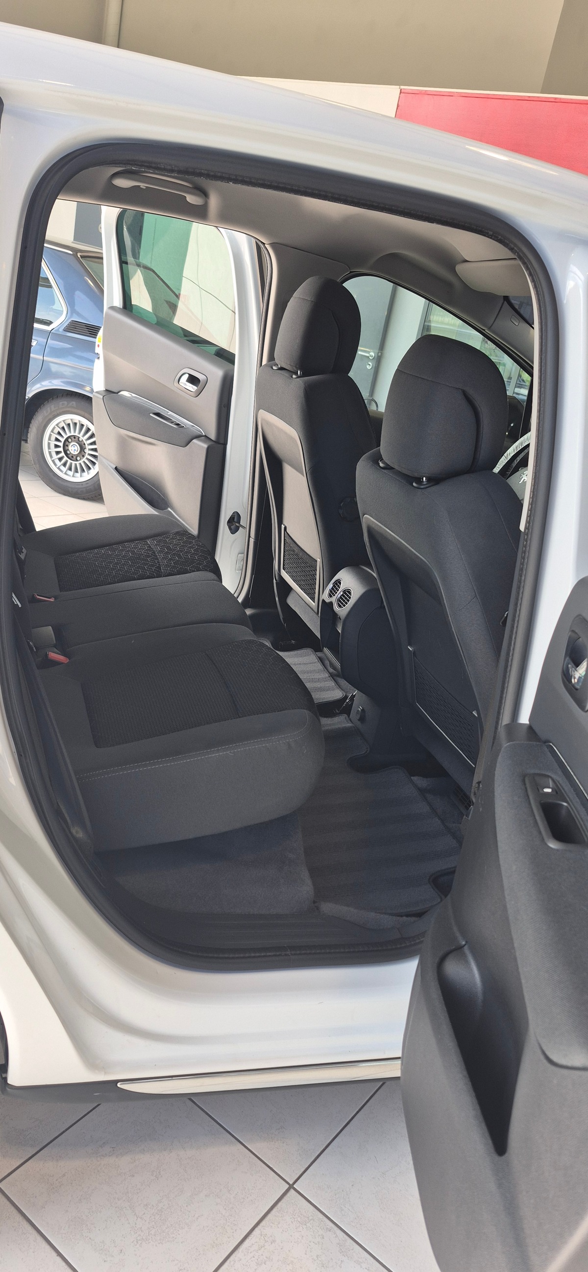 Peugeot 3008 1.2L STYLE  130CV PURETECH S&S