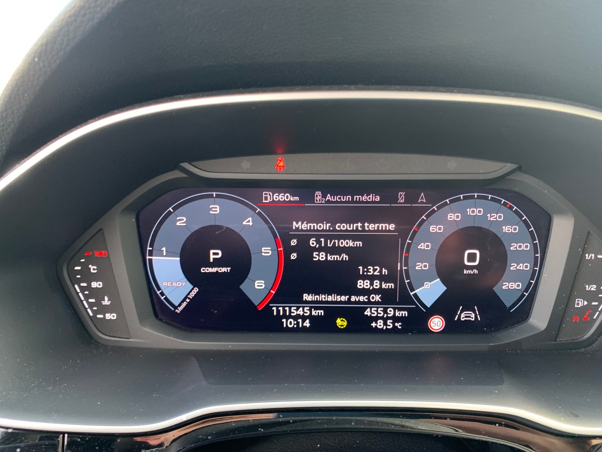 Audi Q3 Sportback 150 ch | S-Line | Caméra de recul | Apple car Play | Coffre assisté électriquement