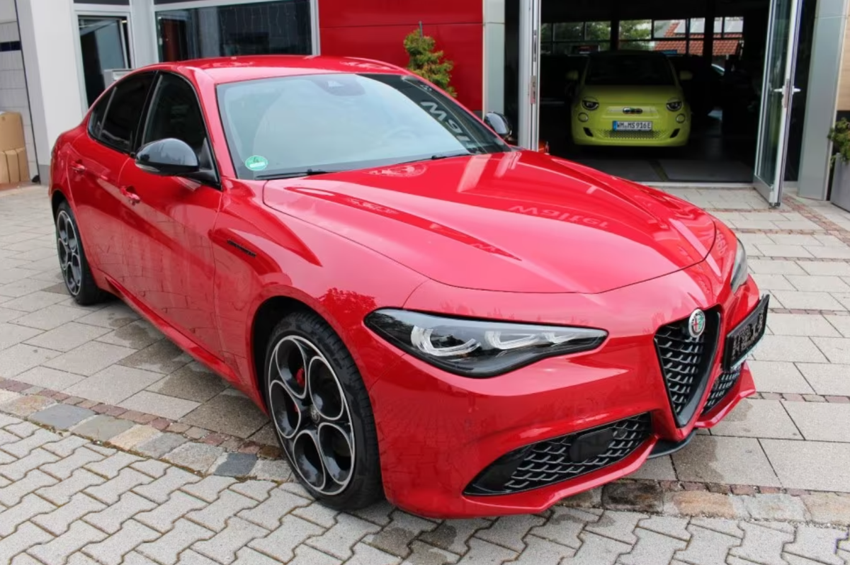 Alfa Romeo Giulia 2.0T 280ch Competizione Q4 AT8