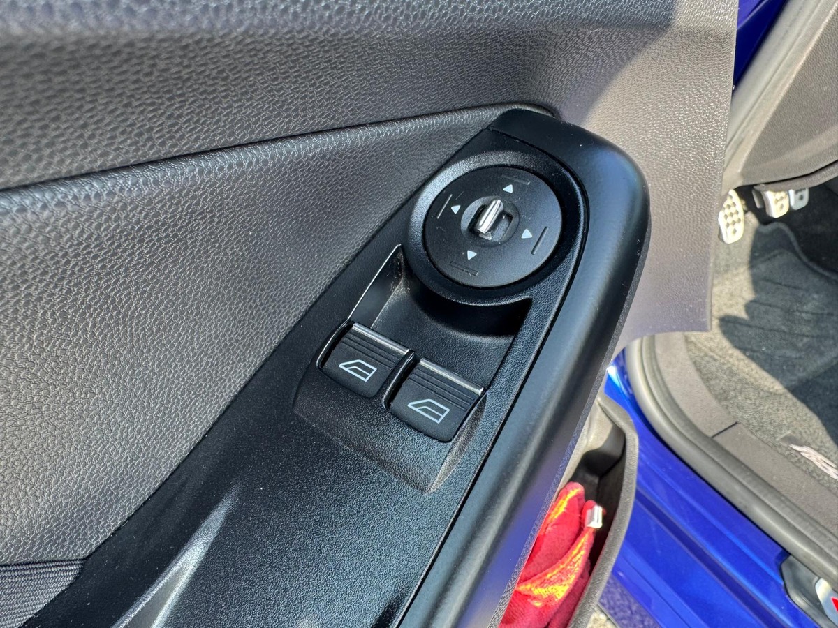 Ford Fiesta ST 1.6 Ecoboost 182 Pack Performance Pack hiver