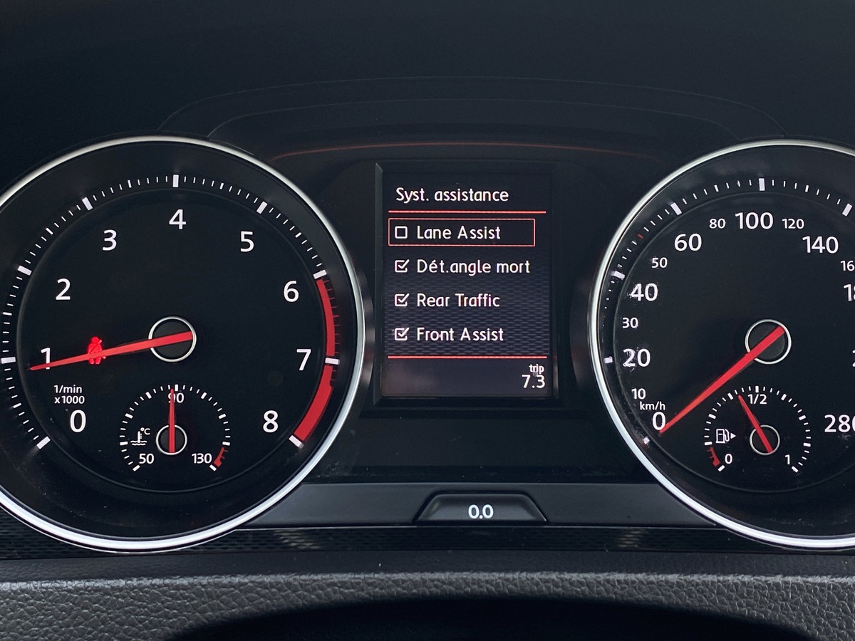 Volkswagen Golf VII 2.0 TSI 230ch GTI PERFORMANCE DSG6 5P / DCC / TO PANO / ACC / DYNAUDIO / CARPLAY