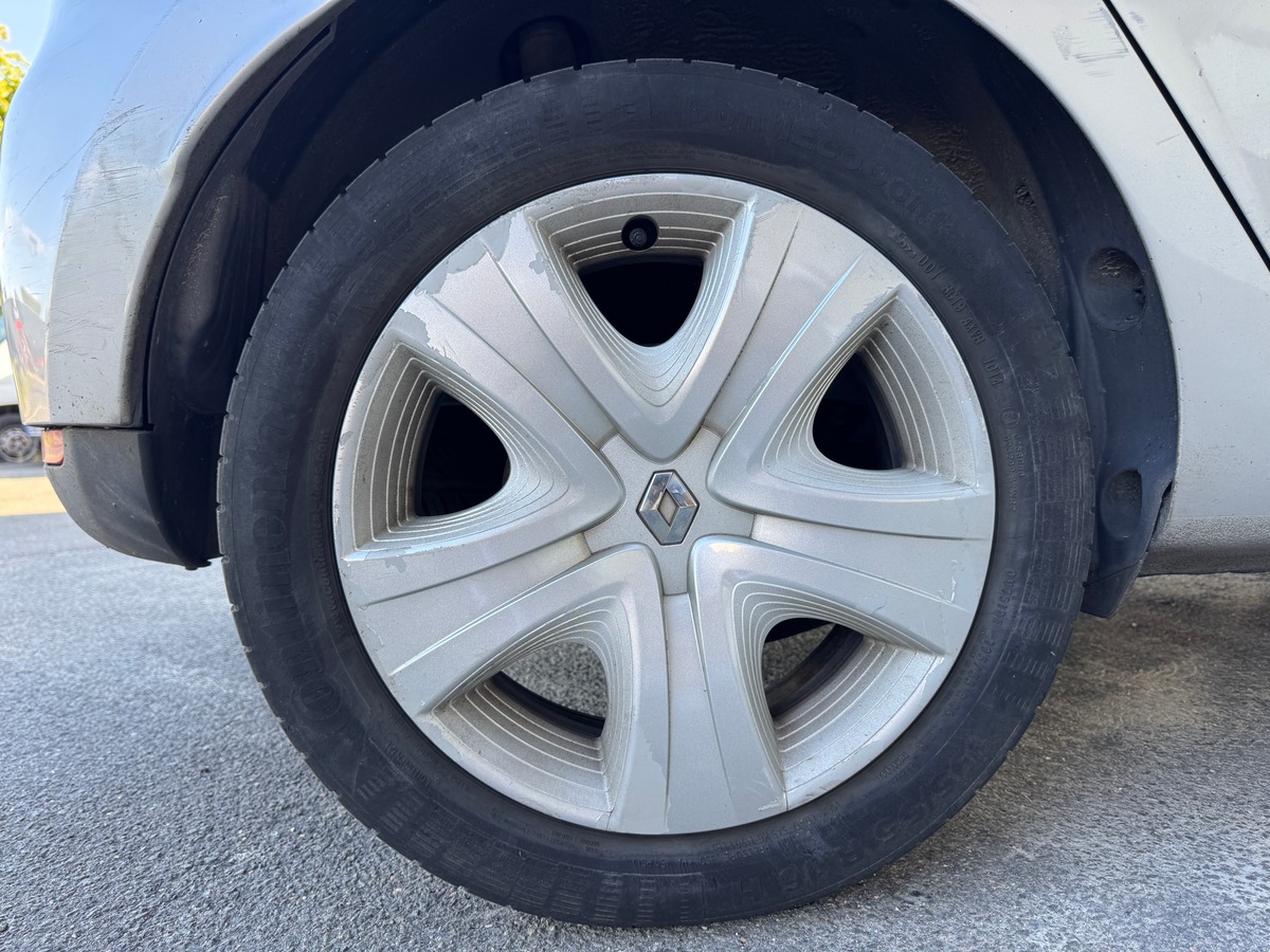 RENAULT Clio IV 1.5 dCi Limited S&S 90 cv - Ecran multimédia