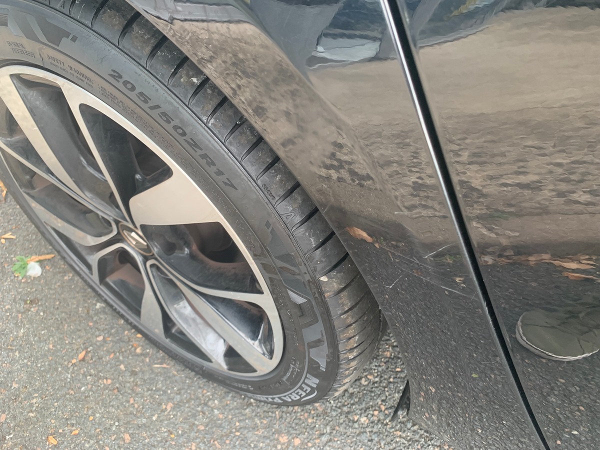 RENAULT Megane IV 100 chevaux | Limited | Caméra de recul | Régulateur de vitesse | GPS | Bluetooth