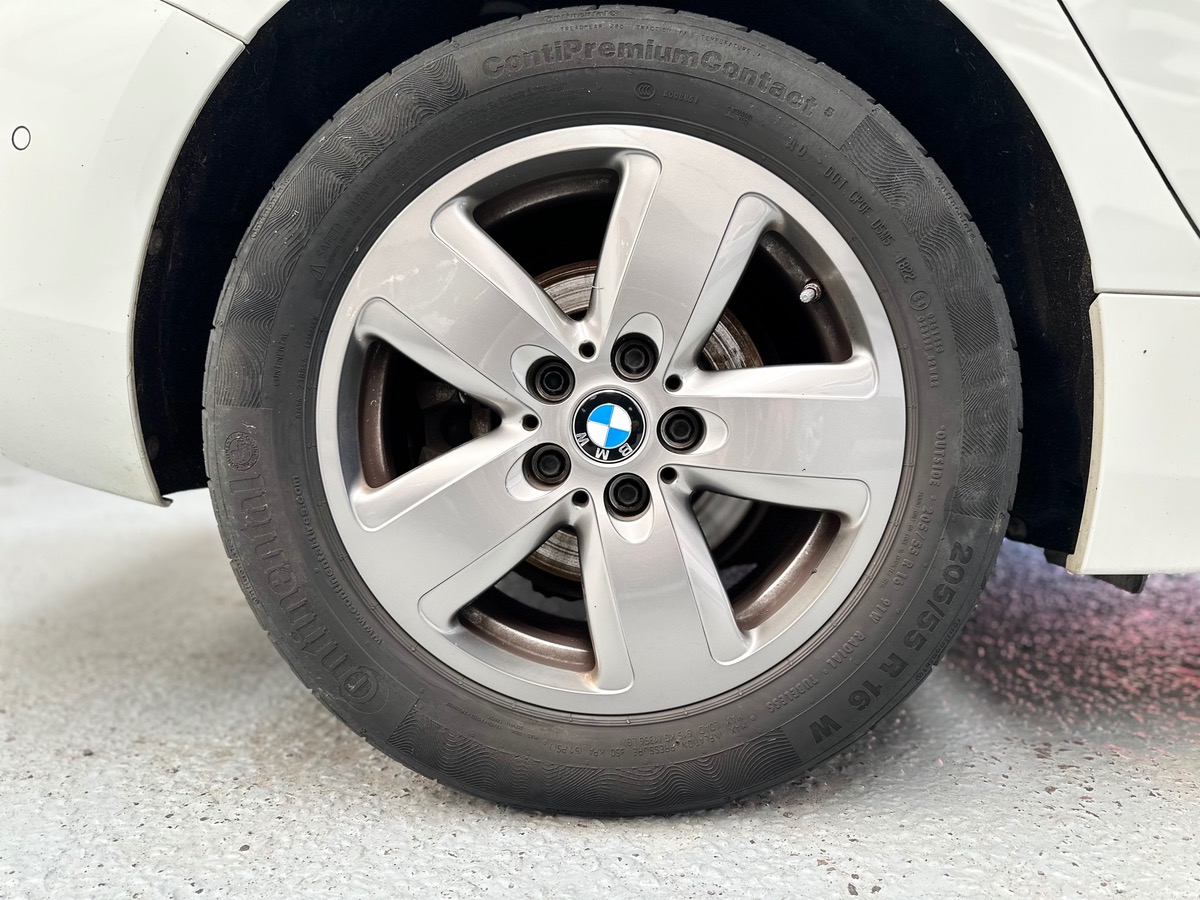 Bmw Série 1 (F40) 116D LOUNGE entretien complet BMW