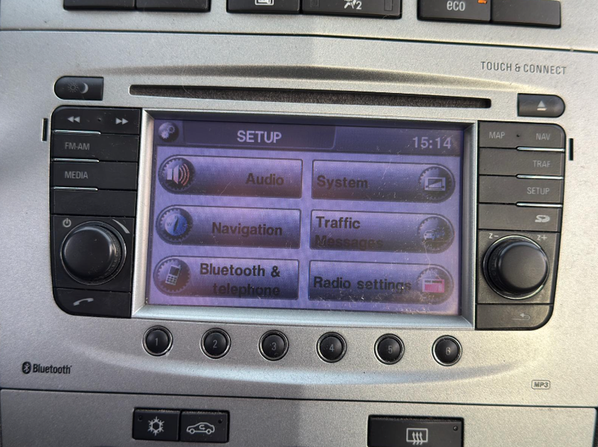 Opel Corsa 1.3 cdti 75ch 5 portes GPS / Aide au stationnement / Clim /