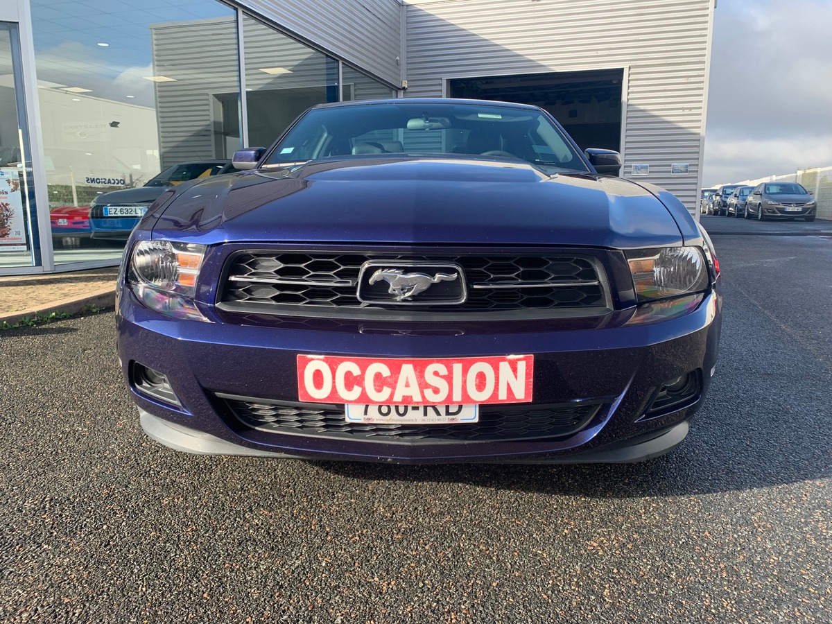 Ford Mustang 304 chevaux | V6 3.7L | Intérieur CUIR | Couleur Bleu Kona | Boite manuelle 6 vitesses