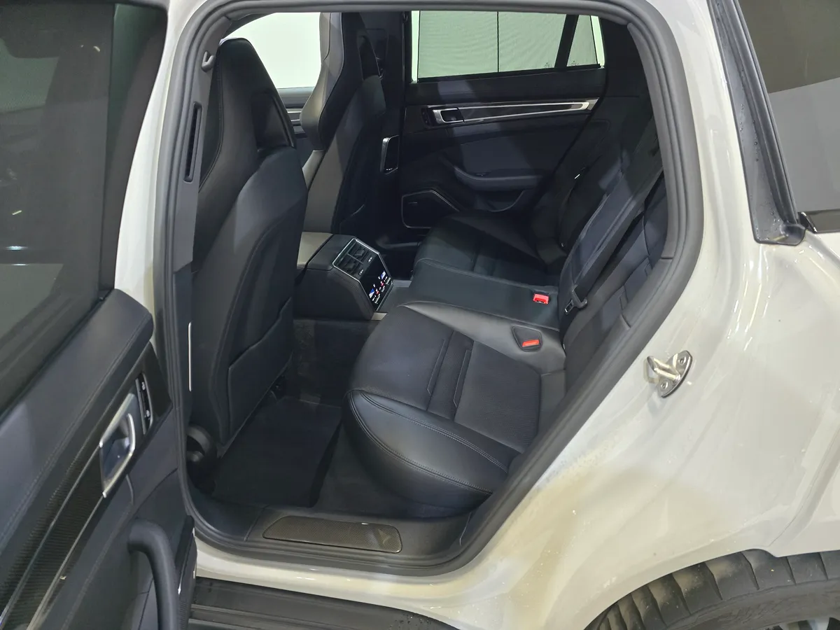 Porsche Panamera 4 S E HYBRID SPORT TURISMO