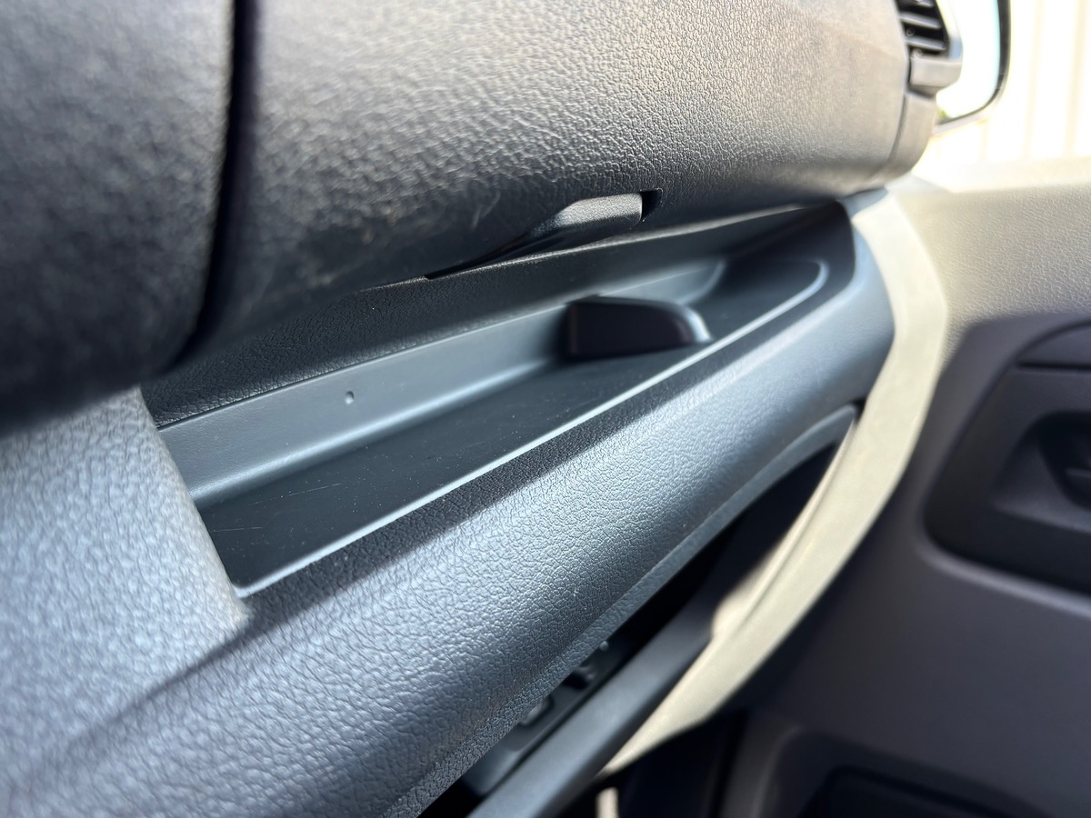 Peugeot Expert L2H1 2.0 120 BVM6 Premium Pack