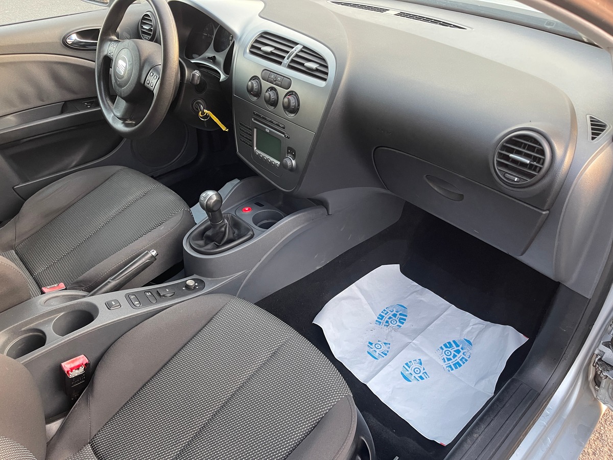 Seat Leon 1.6 100 REFERENCE 5P