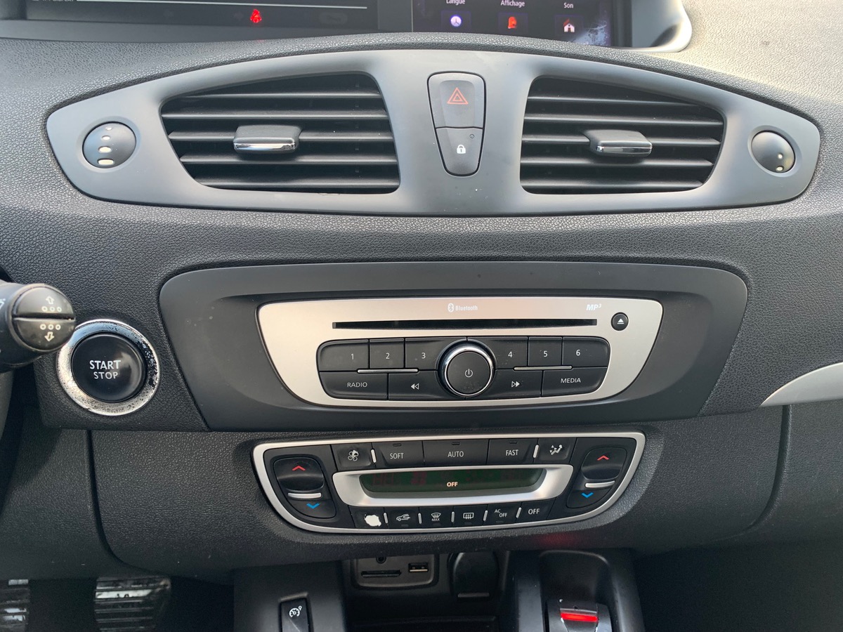 RENAULT Megane Scenic 130 ch | GRAND SCENIC | 7 Places | Business