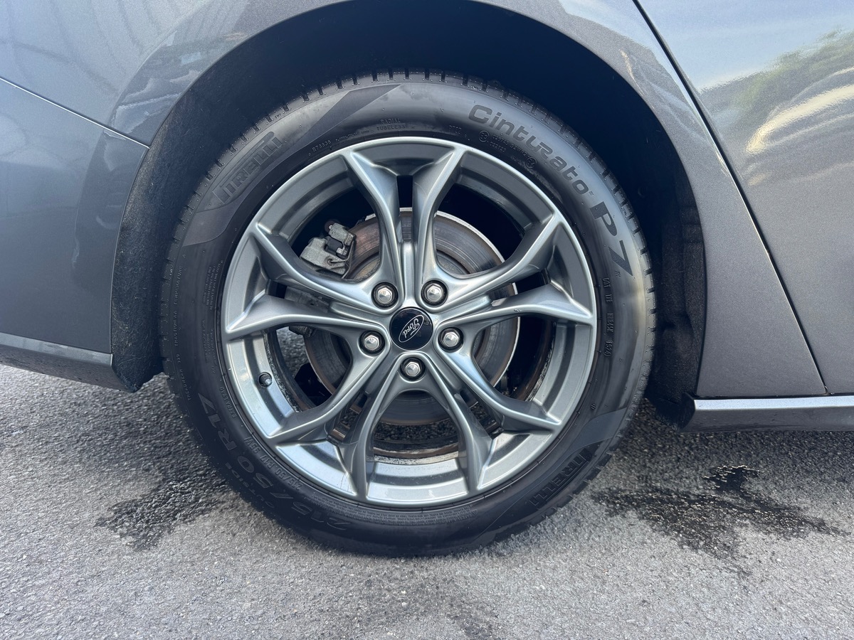 Ford Focus 1.0 ECOBOOST 125CH ST LINE BVM6