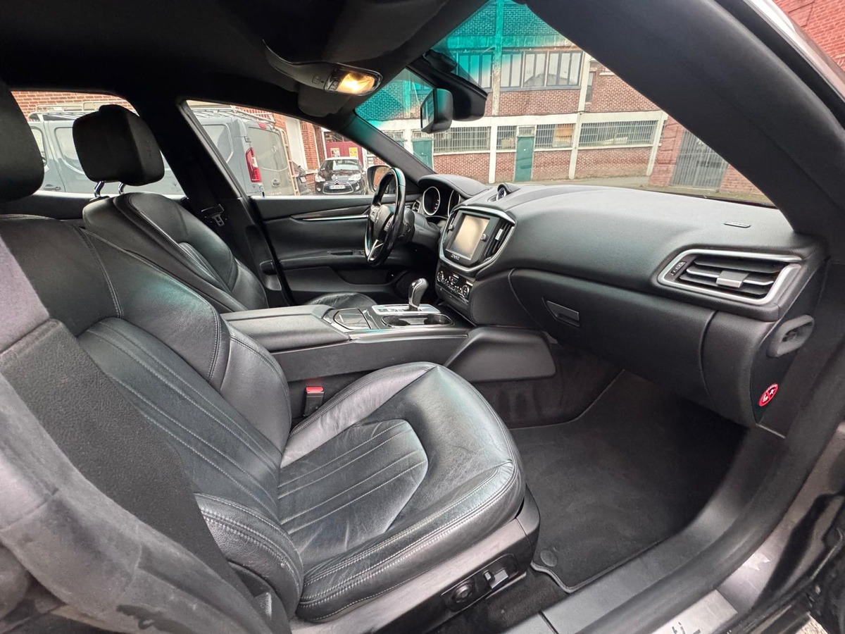 Maserati Ghibli 3.0 V6 275 ZF8 - Française - GARANTIE - Révisé