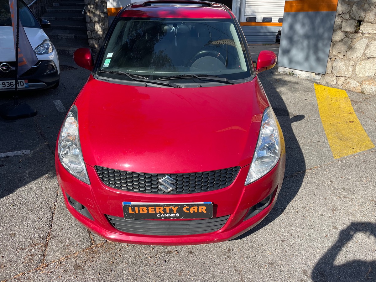 Suzuki Swift 1.2 VVT 94 CV / Toit ouvrant/ Caméra de recul / 5 portes