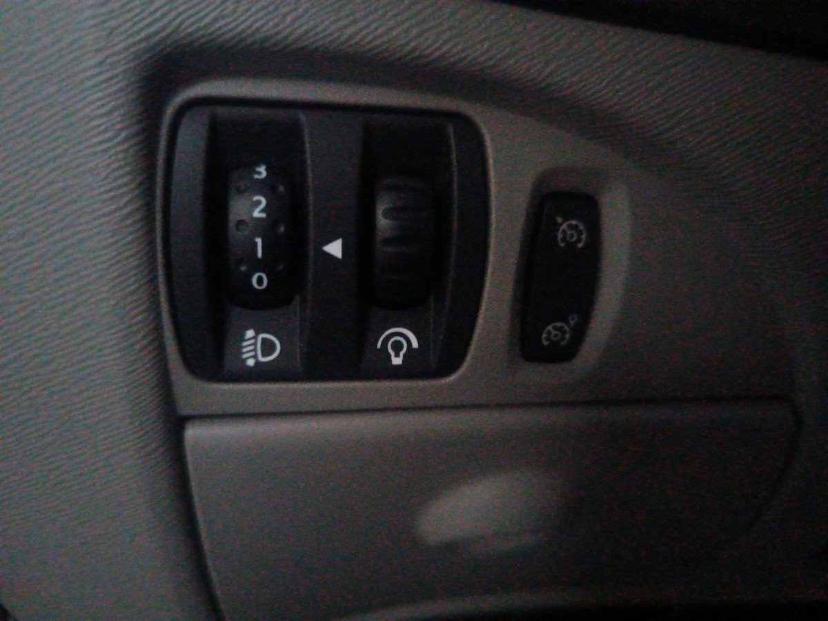 RENAULT Twingo 2 1.2 TCE 102 CV 16V  INITIALE