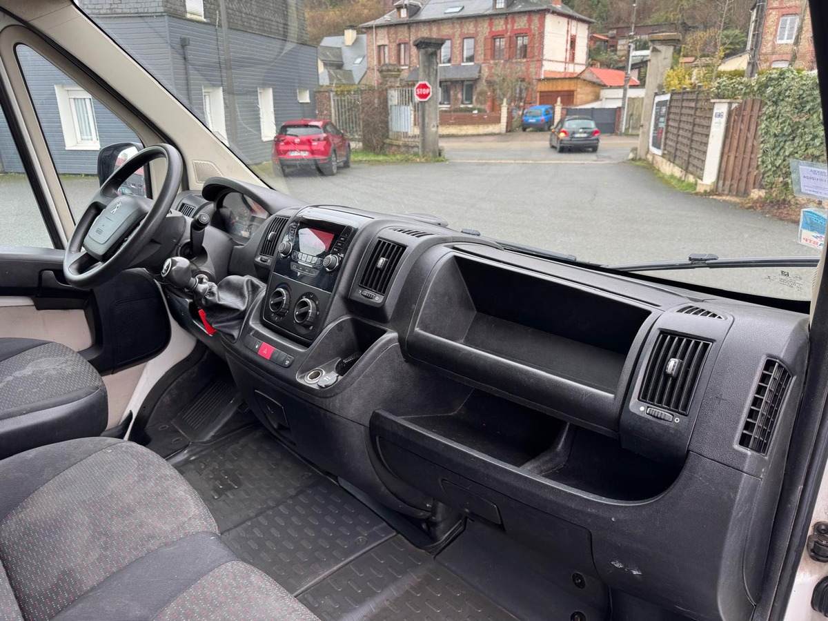 Peugeot Boxer 2.0 Blue-HDi 330 L1H1 Pro BlueHDi 110 - Révisé - Garantie