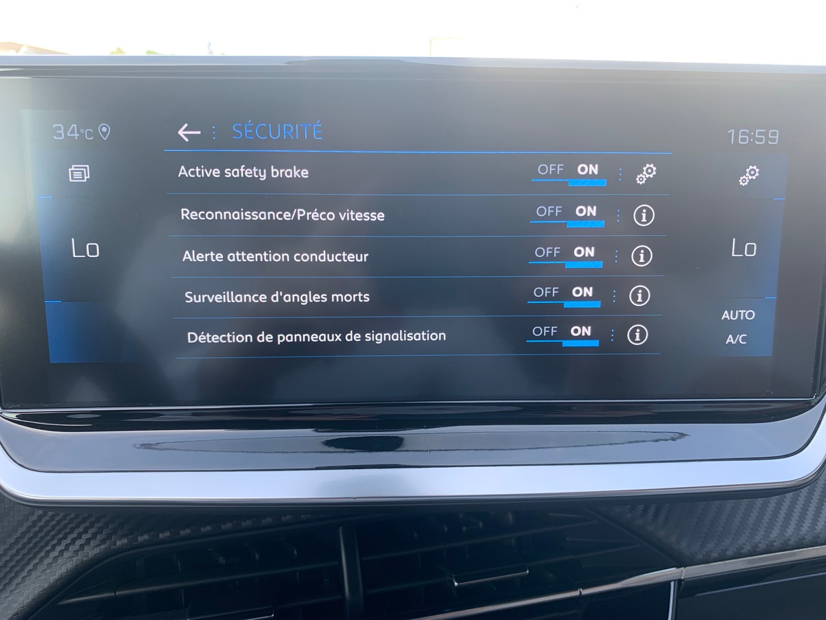 Peugeot 208 100 chevaux | GT | Apple car Play Android Auto | Caméra de recul | Régulateur vitesse