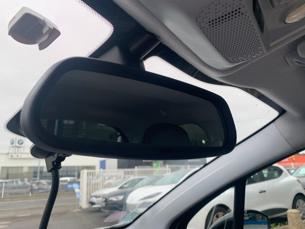 Peugeot 208 110 ch | GT Line | Régulateur de vitesse | Apple car Play Android Auto