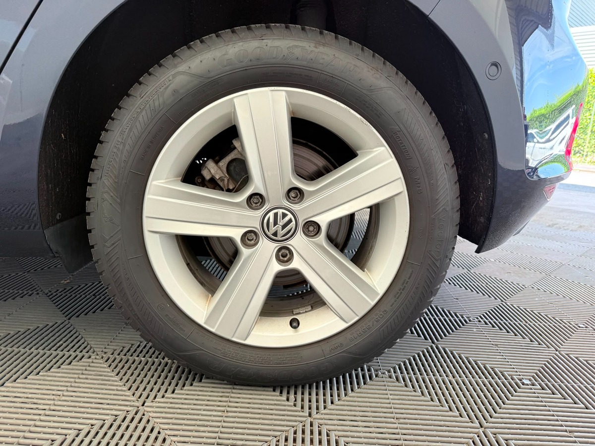 Volkswagen Golf VII 1.6 TDI 105   dsg Carat 09/2013 85.580 kms Première main