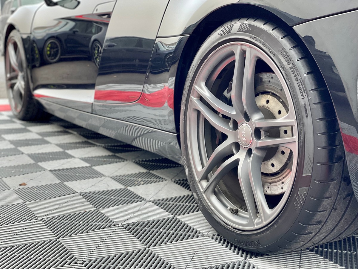 Audi R8 V8 4.2 430 Quattro R-Tronic 6 Carbon f