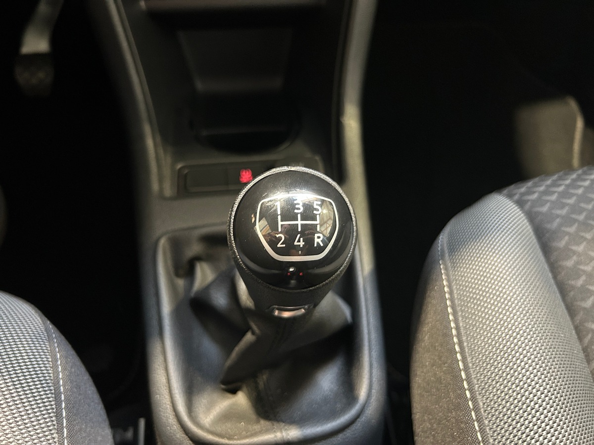Volkswagen Up! 5 portes Phase 2 1.0 i 65 cv - GARANTIE