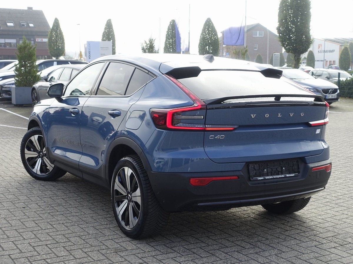 Volvo C40 RECHARGE TWIN 408 FIRST EDITION 75 KW j