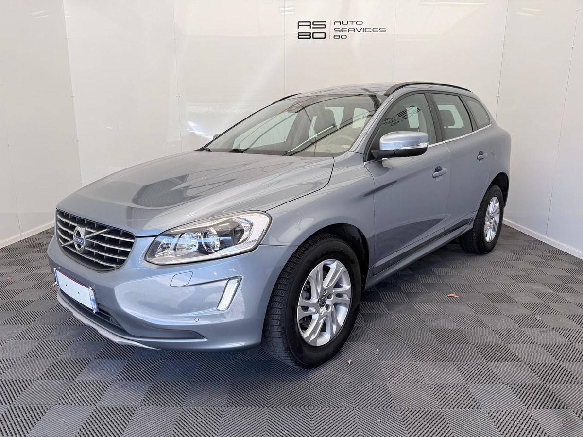 Volvo XC60 D3 150 CV BVA MOMENTUM GEARTRONIC