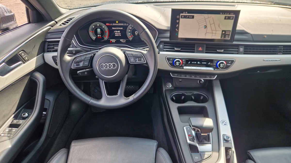 Audi A4 Allroad 40 TDI 204ch Avus quattro S tronic 7/Attelage/Caméra360/Gris Manhattan