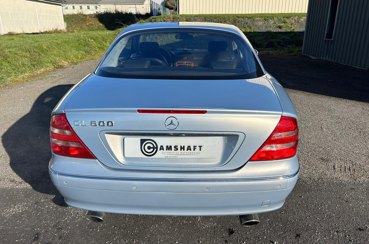 Mercedes-Benz Classe CL 600 V12 (367 ch)