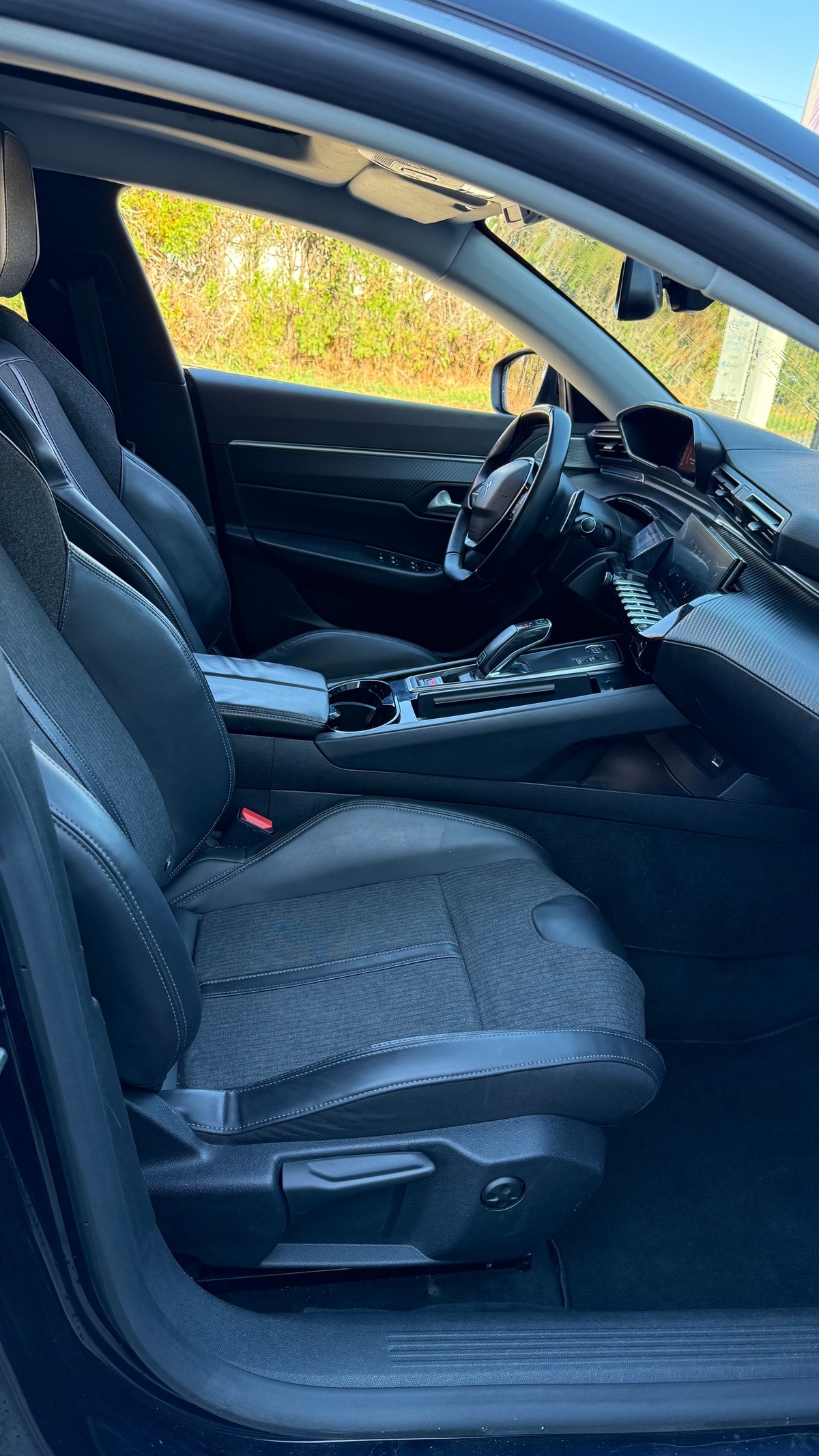 Peugeot 508 1.5 hdi 130 Chx boite auto SW ALLURE toit pano cockpit