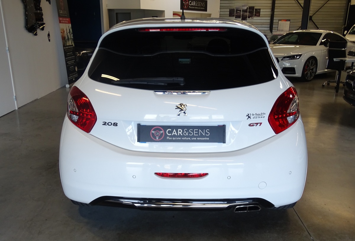 Peugeot 208 1.6 GTI 200ch BVM6