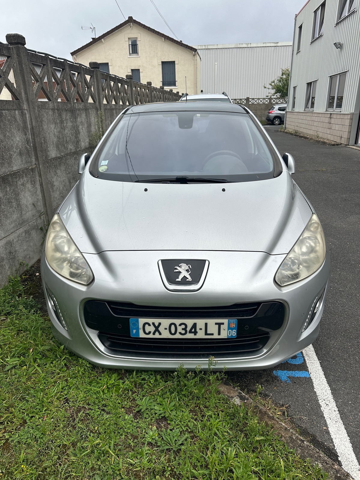Peugeot 308 1.6 e-HDI 115 CV allure 4XCB